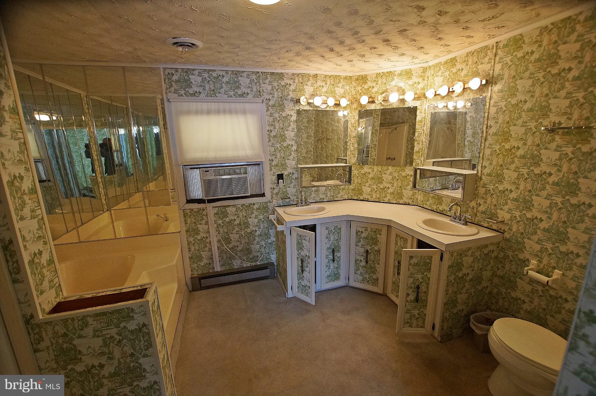 GREEN MANOR ESTATES - Residential