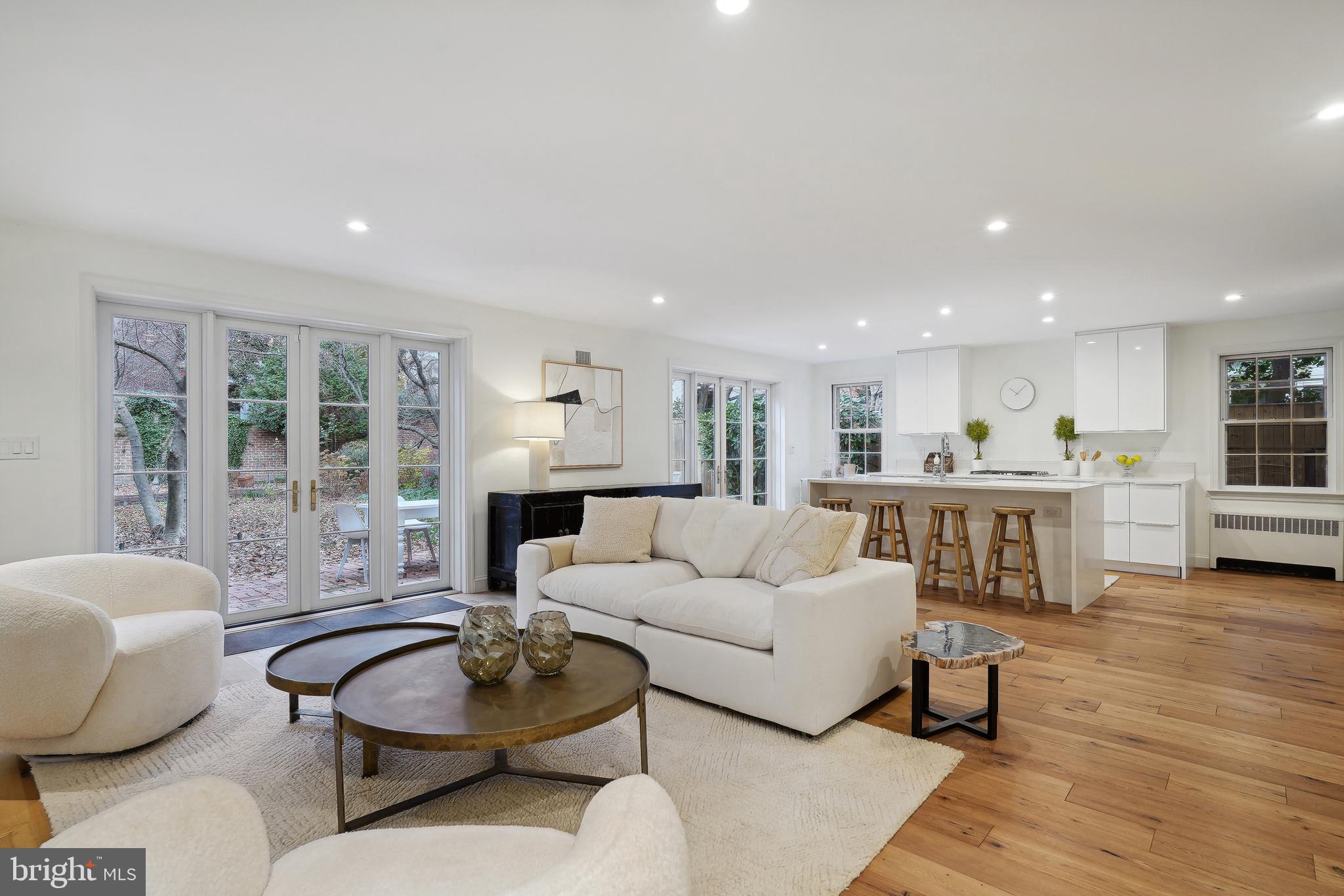 GEORGETOWN - Residential
