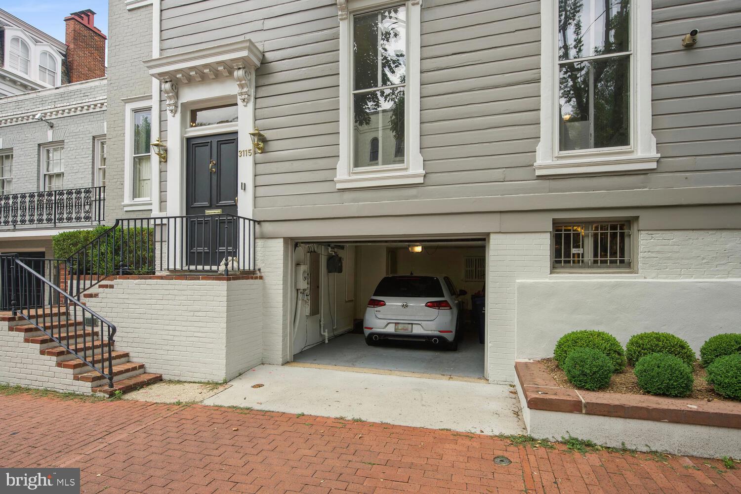GEORGETOWN - Residential