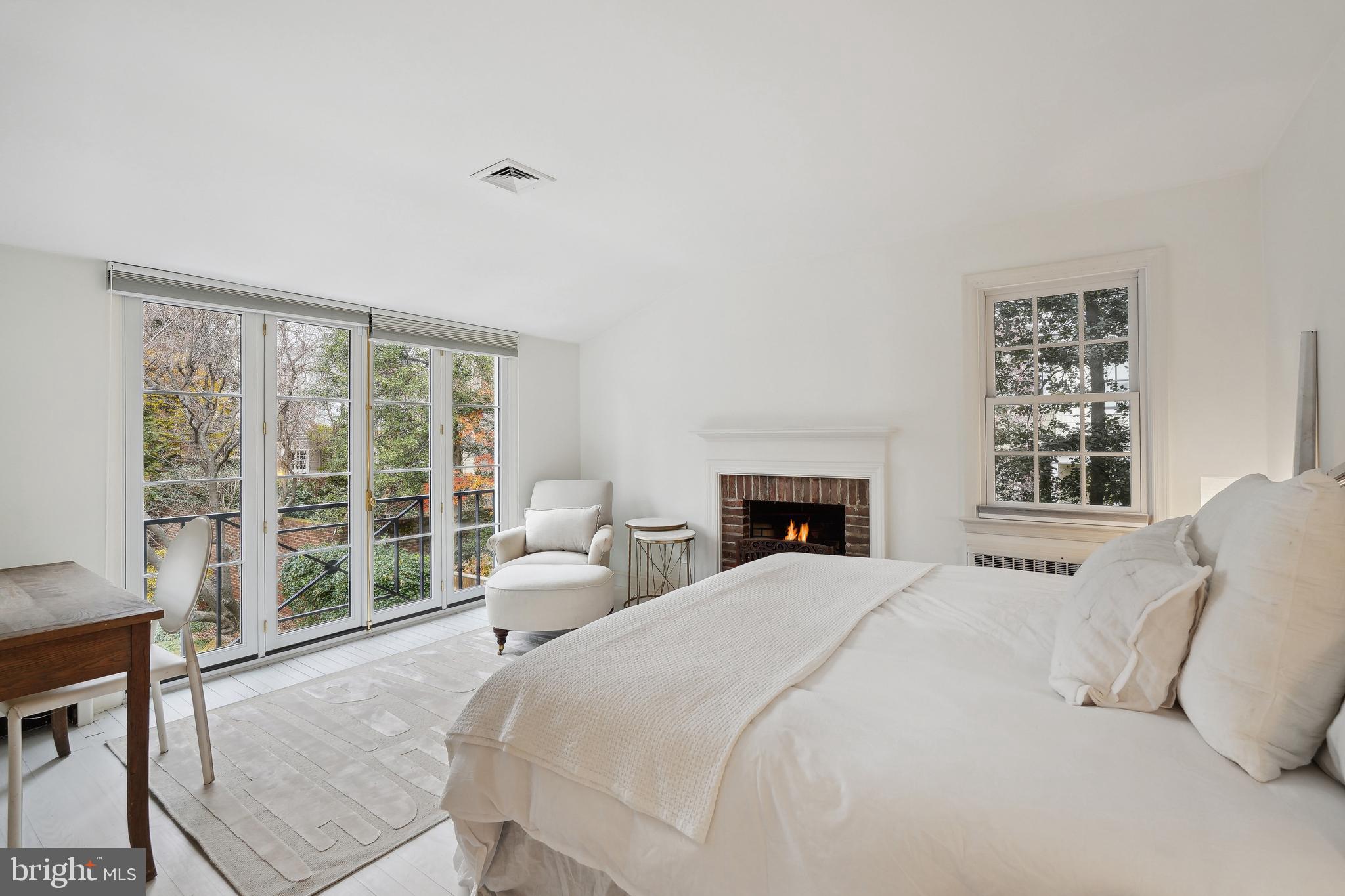 GEORGETOWN - Residential