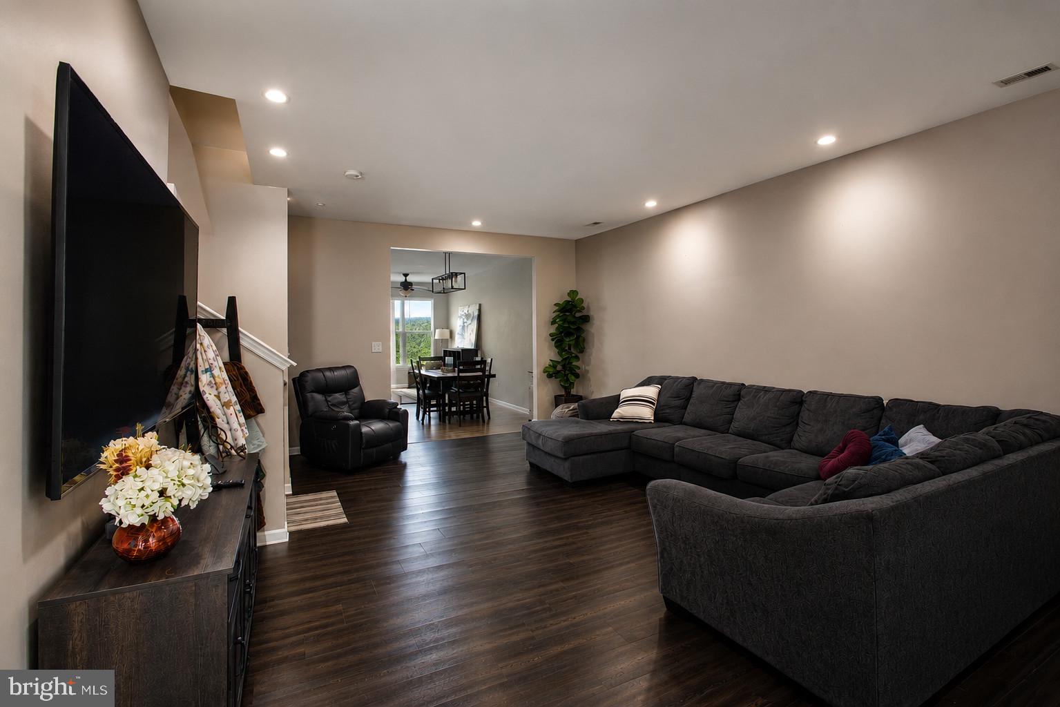 406 WILMORE DRIVE