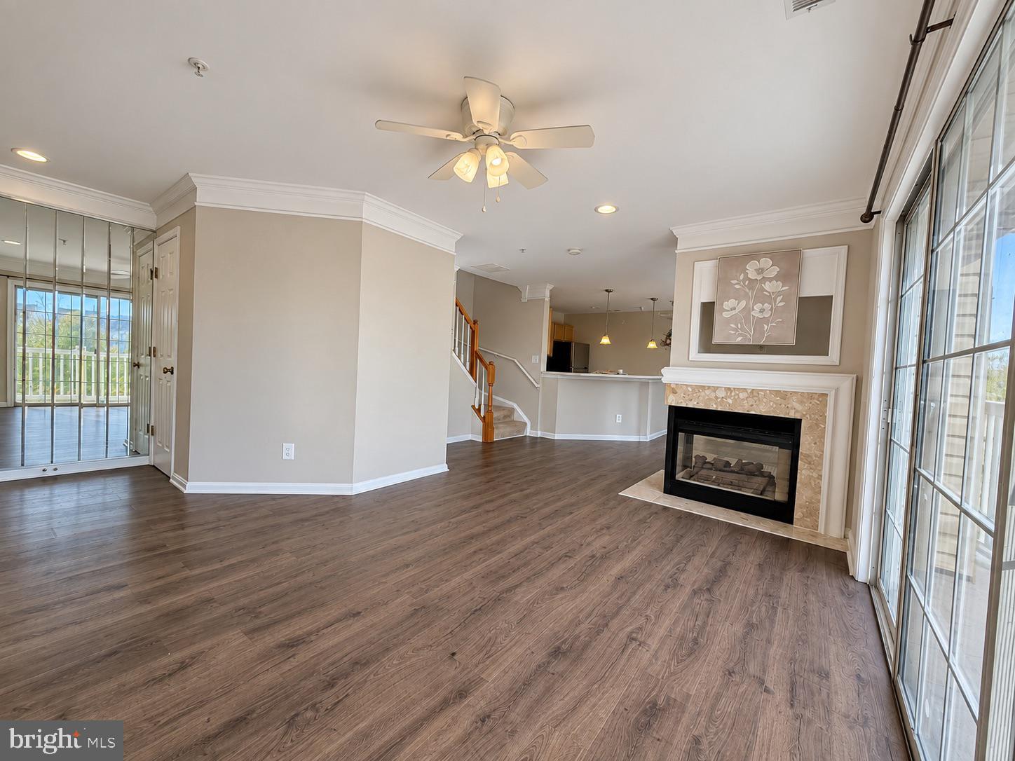 46924 COURTYARD SQUARE 301