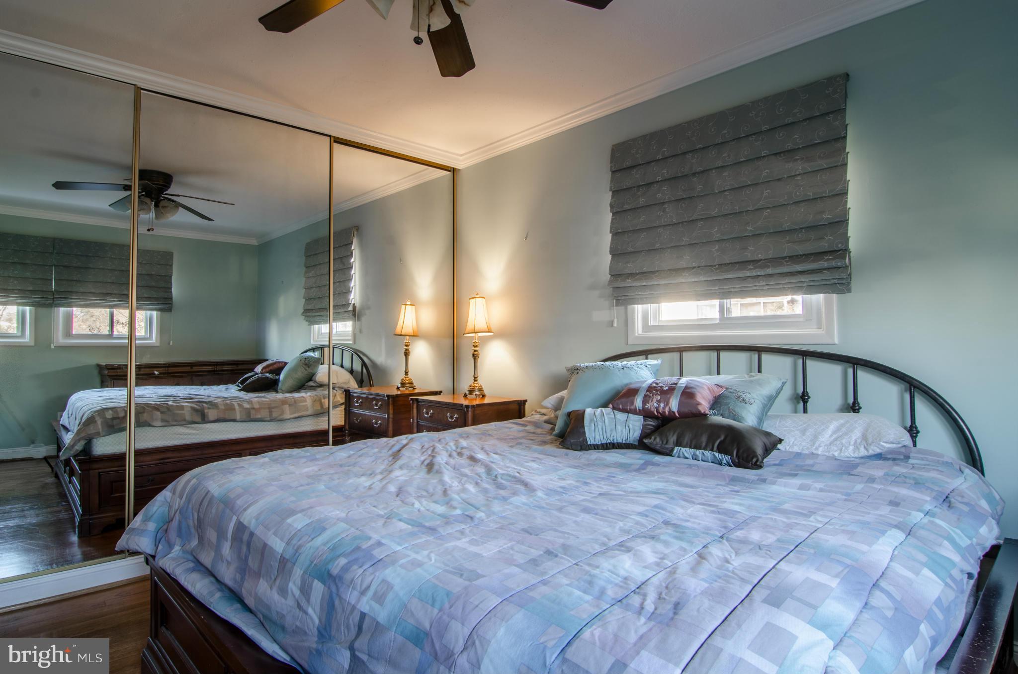 VALLEY STREAM - Residential