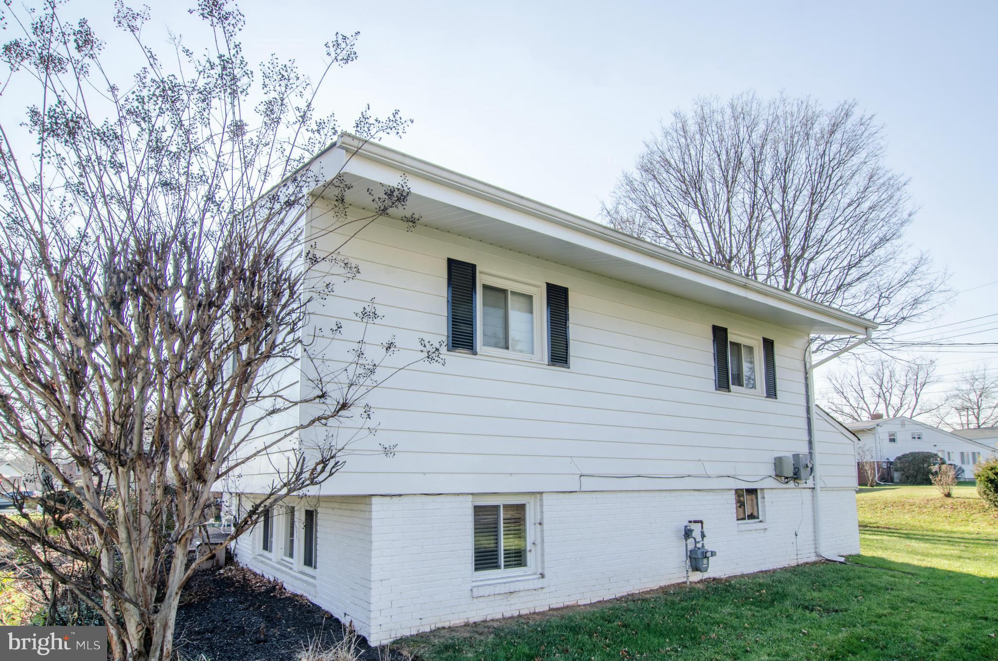 VALLEY STREAM - Residential