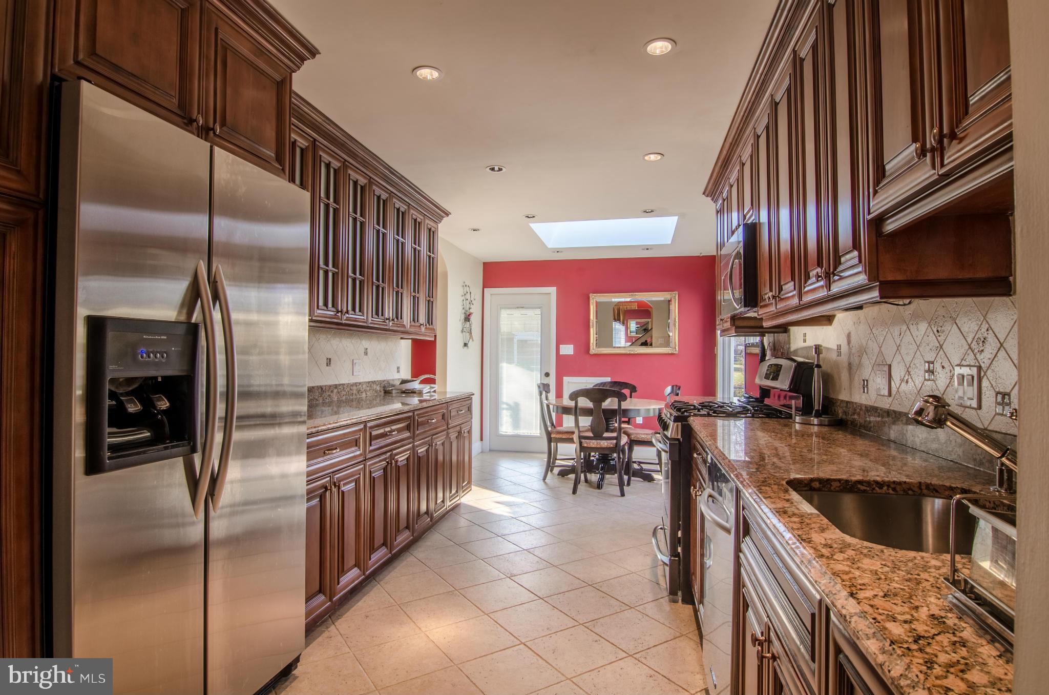 VALLEY STREAM - Residential