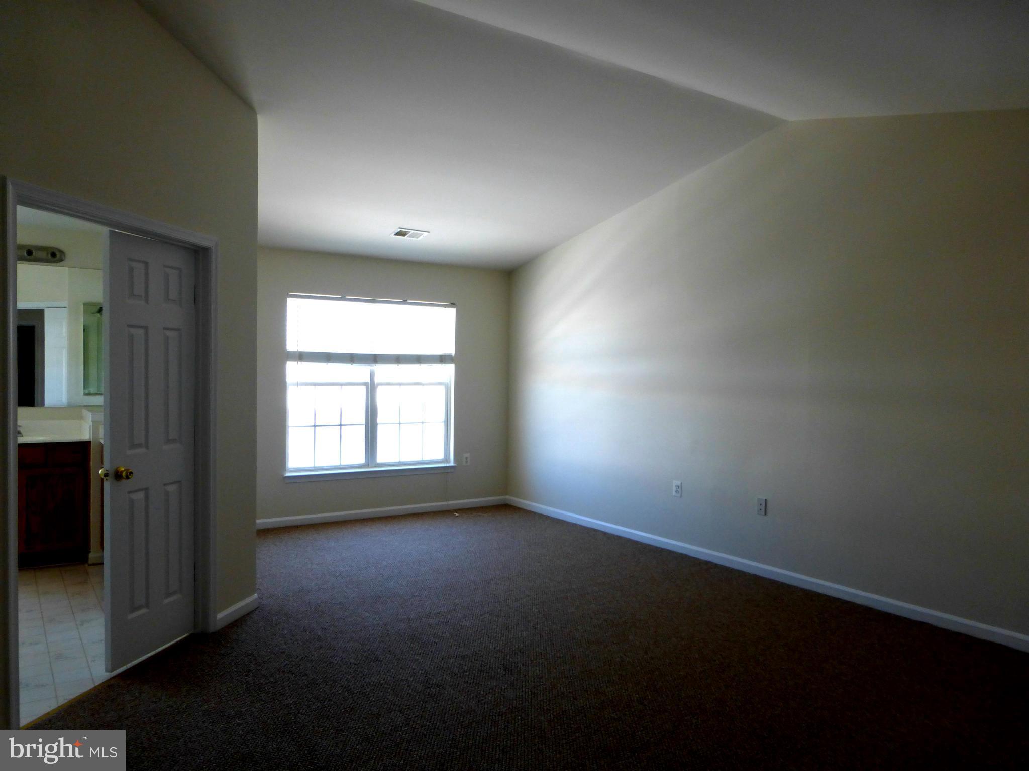 STRATFORD LAND BAY - Residential