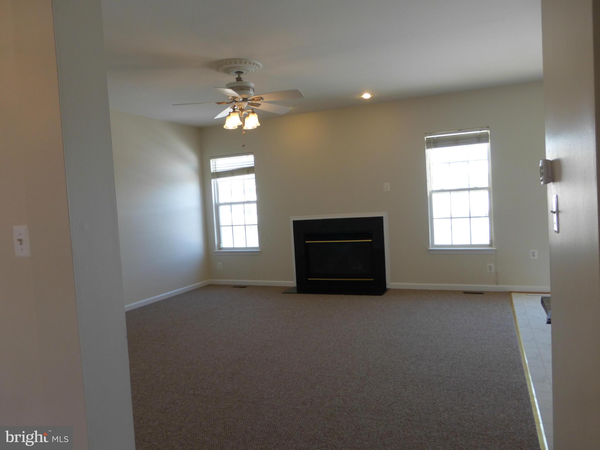STRATFORD LAND BAY - Residential