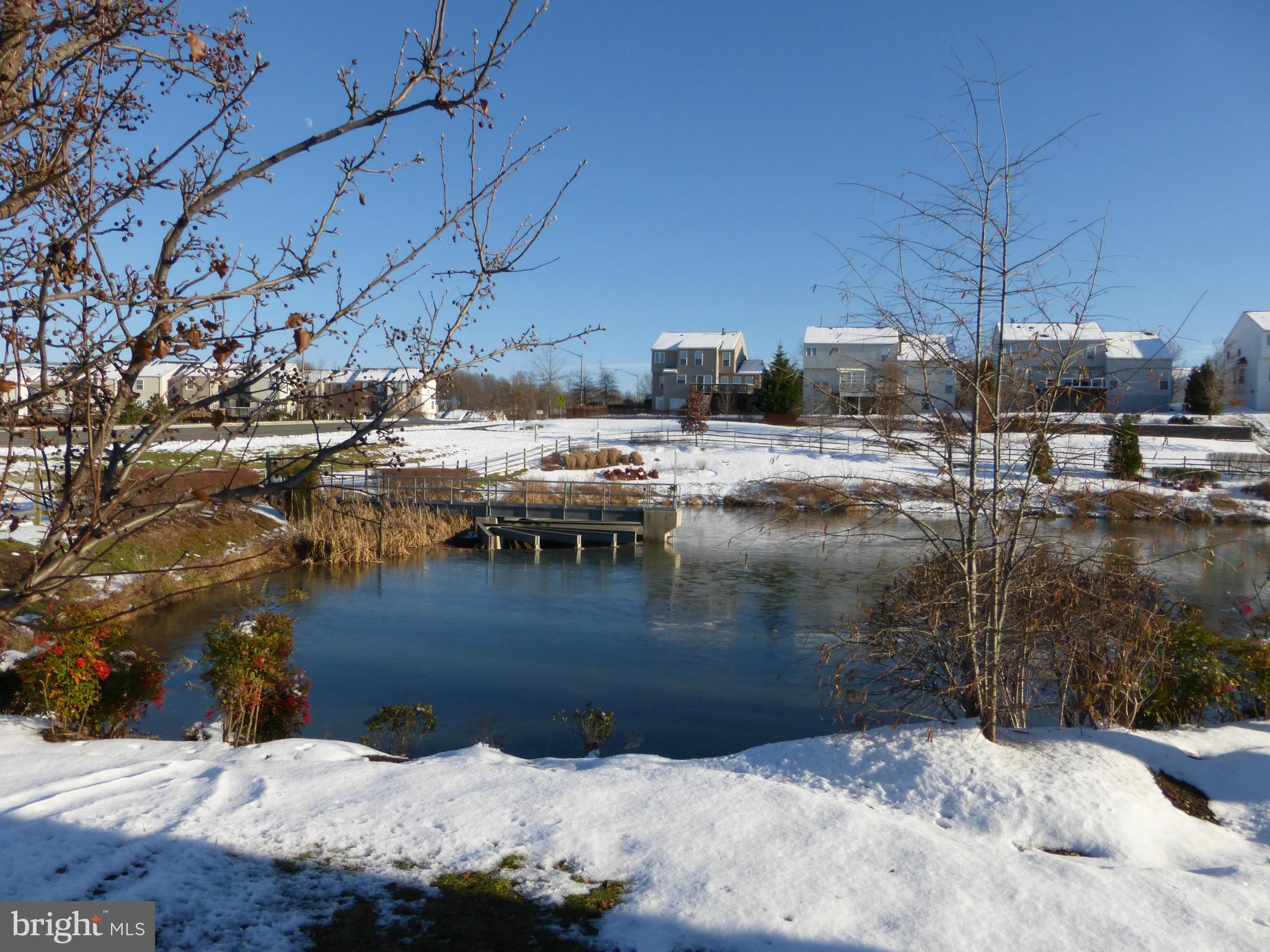 STRATFORD LAND BAY - Residential
