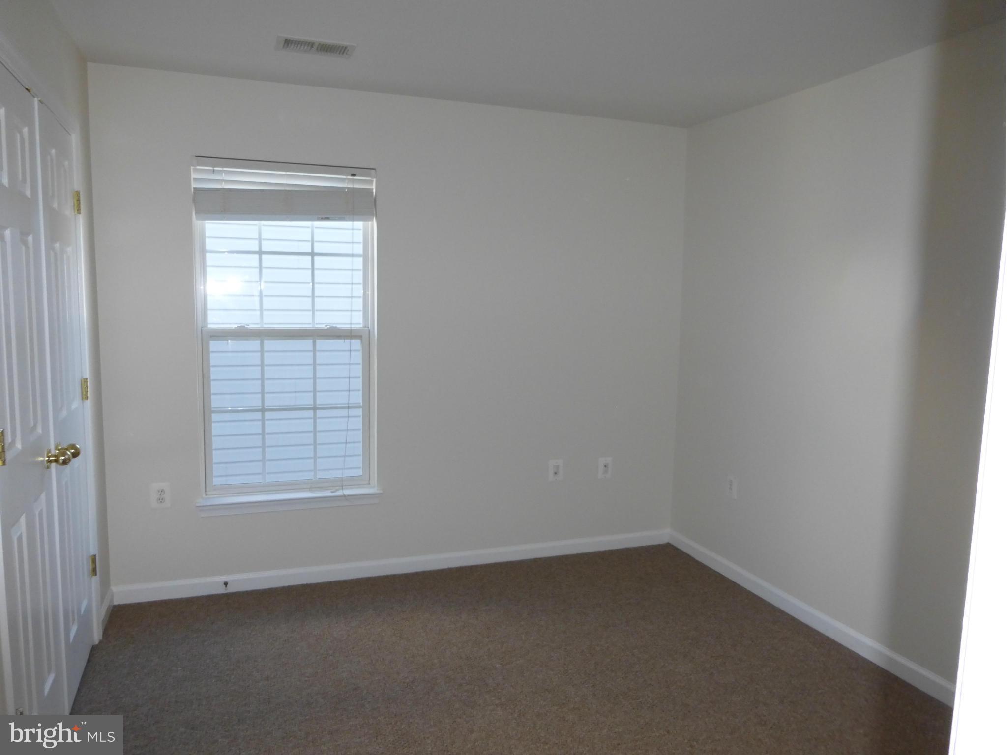 STRATFORD LAND BAY - Residential