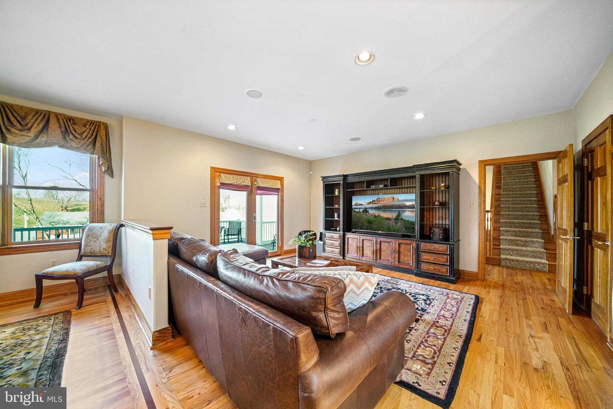 CARROLL HILL - Residential