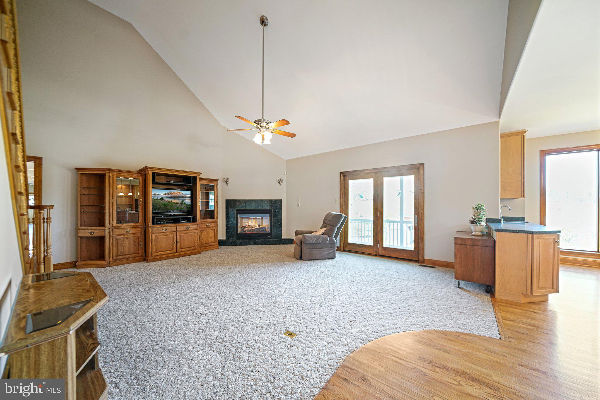 CARROLL HILL - Residential