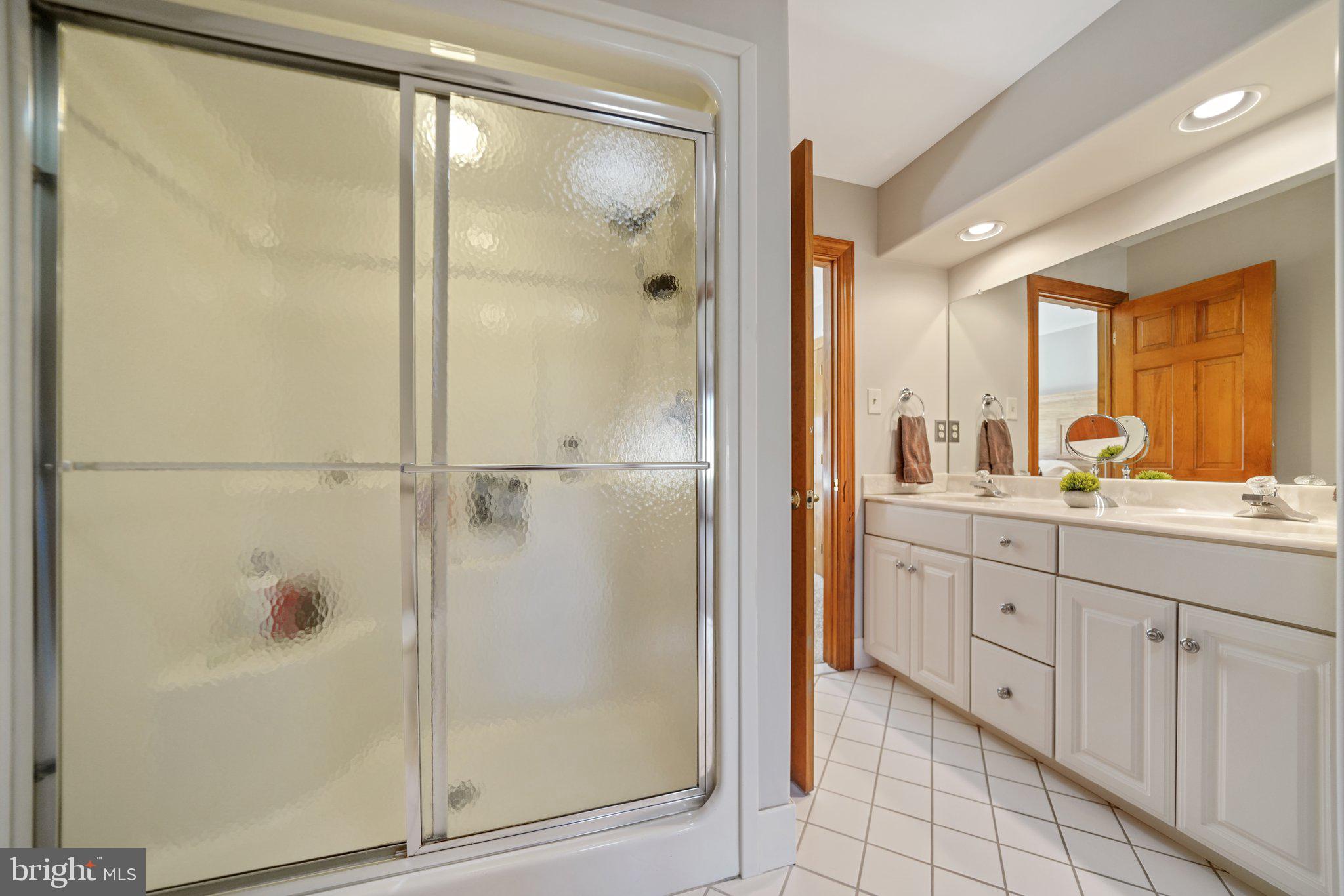 CARROLL HILL - Residential