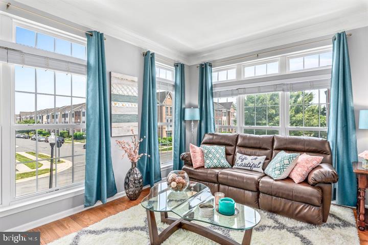 SOUTH RIDING - Residential Lease