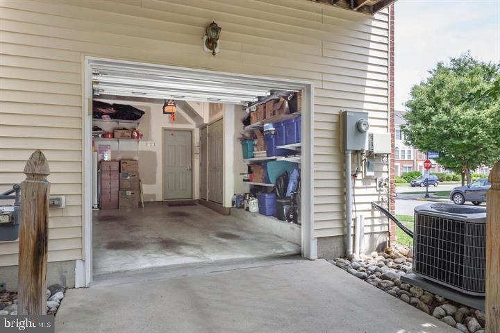 SOUTH RIDING - Residential Lease