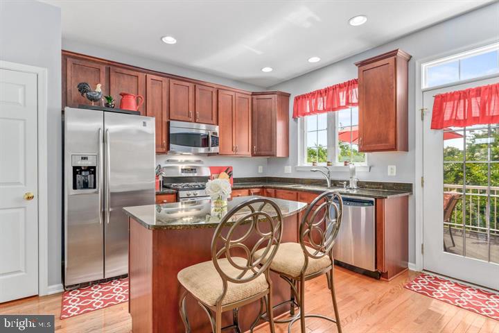 SOUTH RIDING - Residential Lease