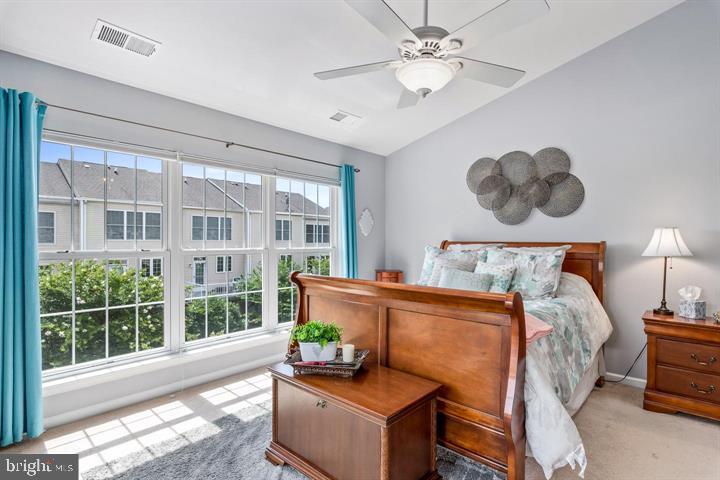 SOUTH RIDING - Residential Lease