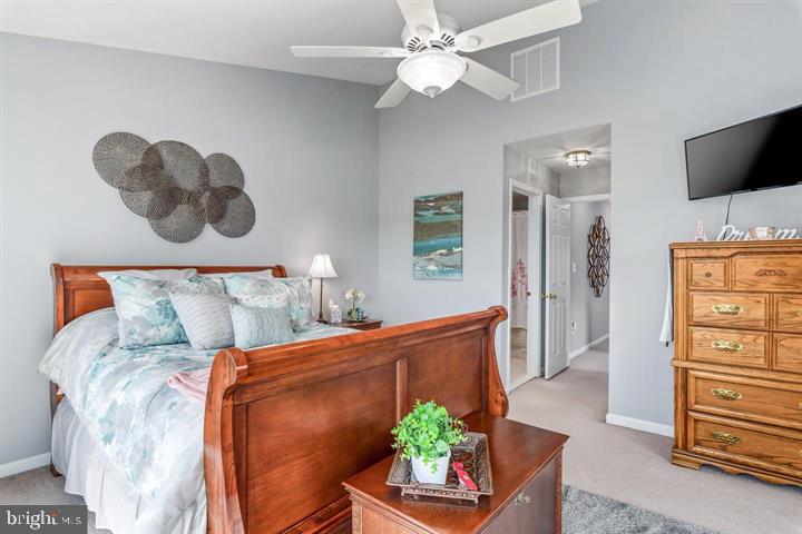 SOUTH RIDING - Residential Lease