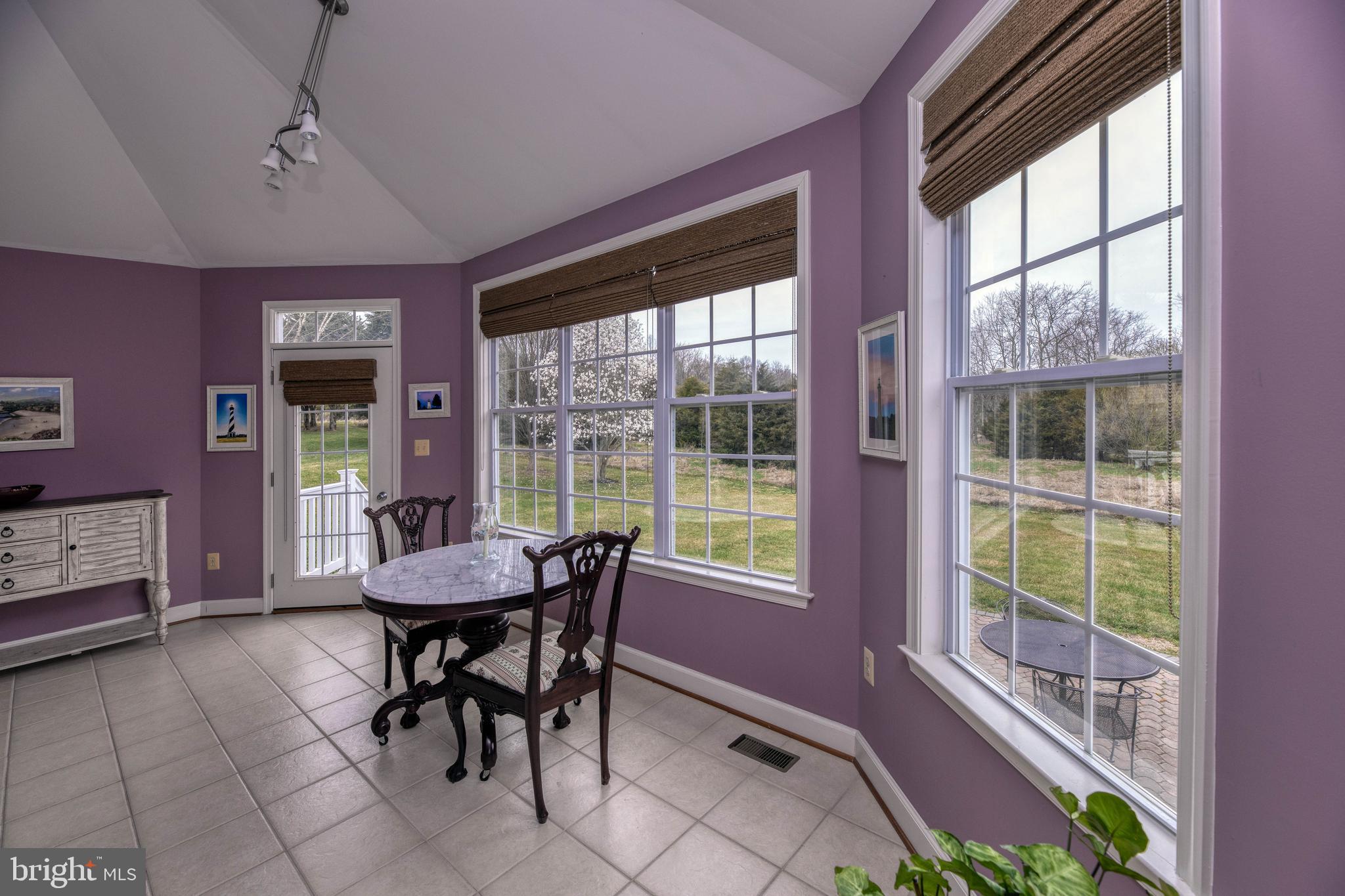 FERNBANK - Residential