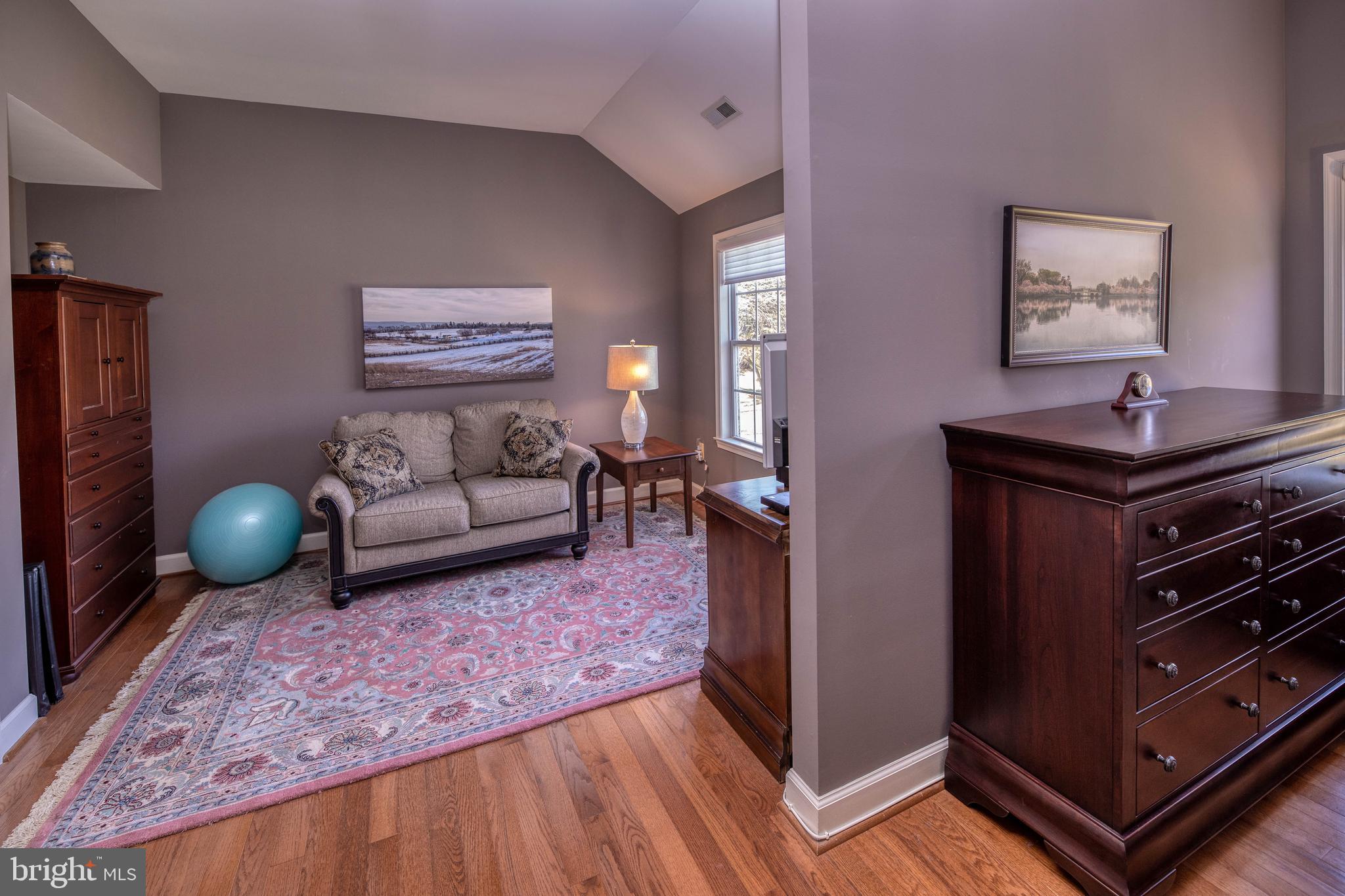 FERNBANK - Residential