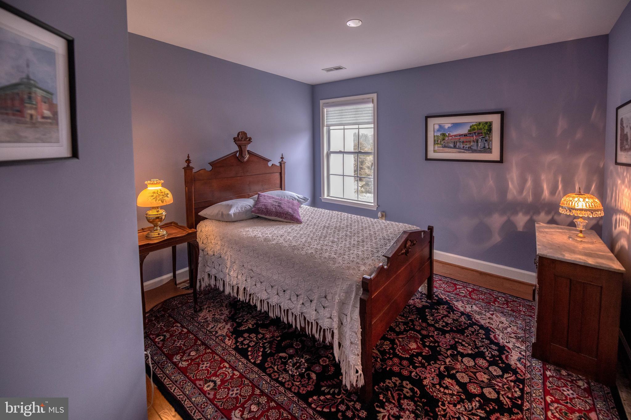 FERNBANK - Residential