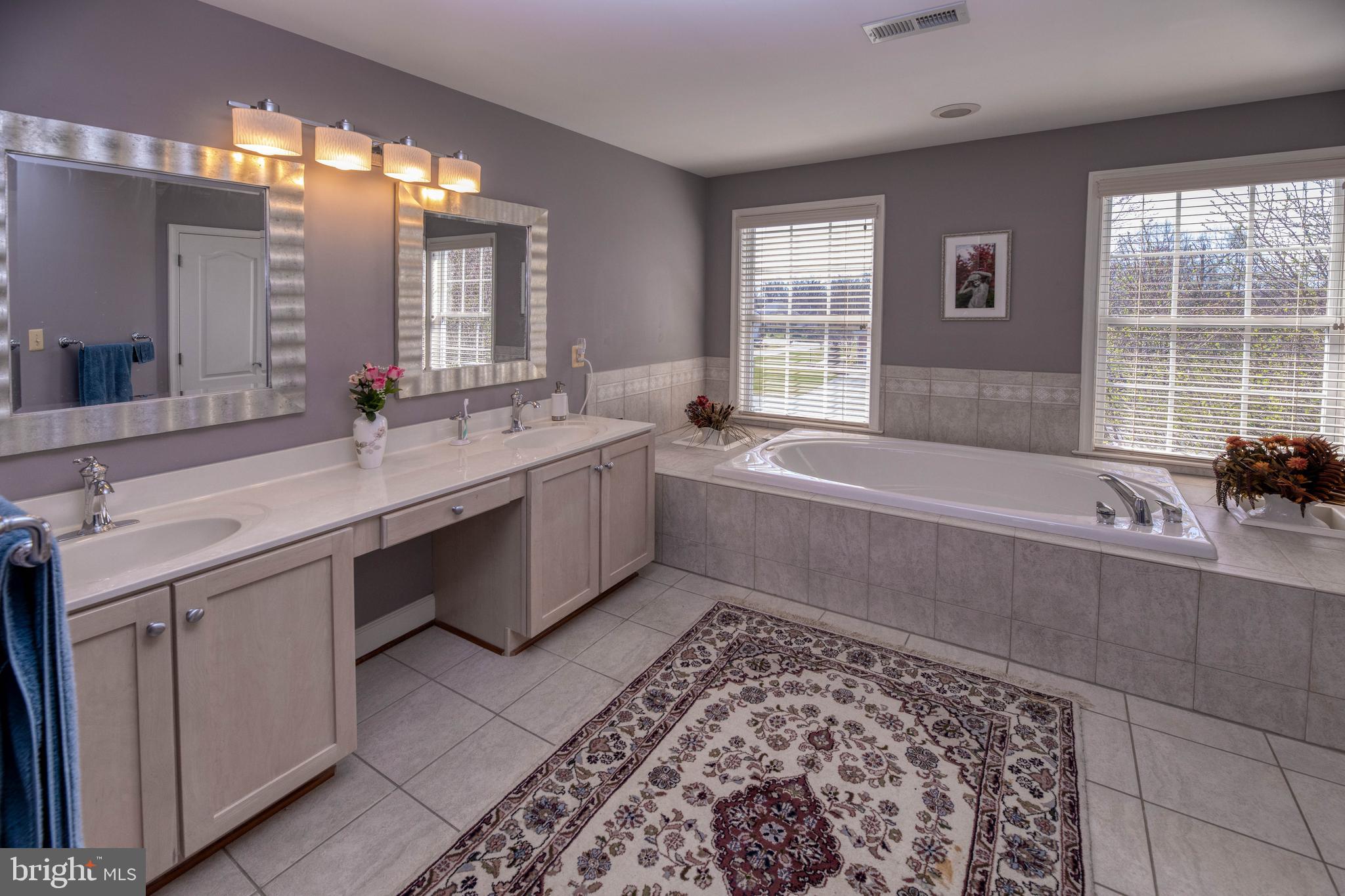 FERNBANK - Residential