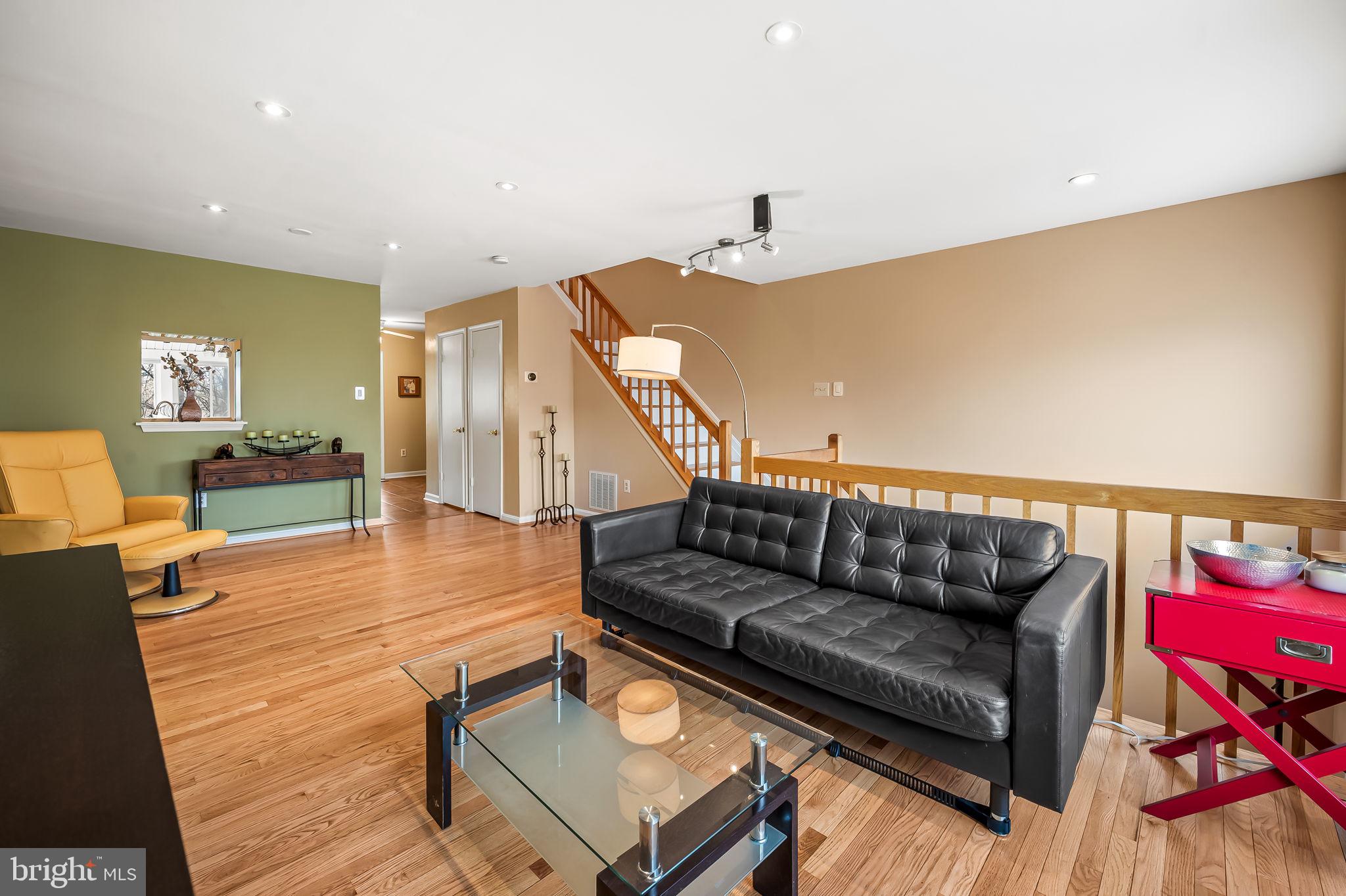 9625 CLOCKTOWER LANE