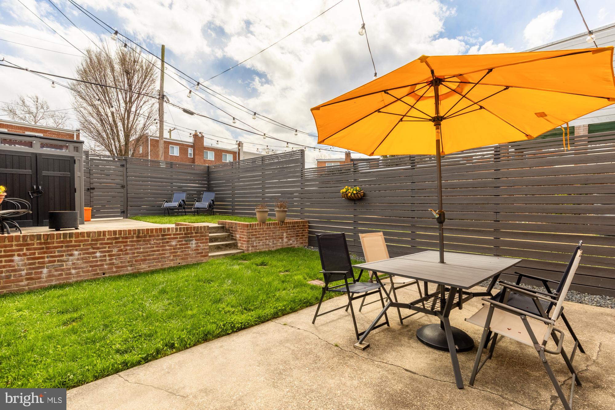 625 KENSINGTON PLACE NE