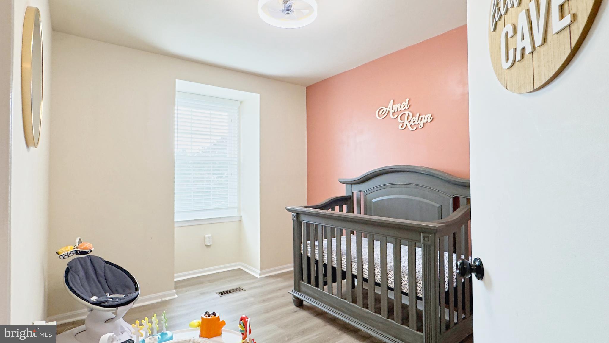 STONEY BEACH - Residential