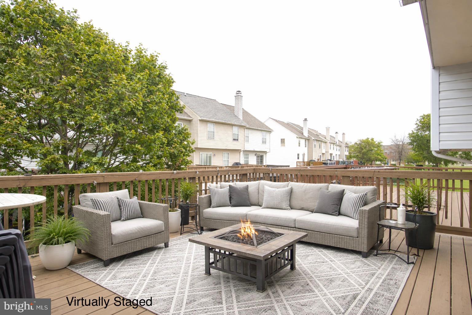 STONEY BEACH - Residential