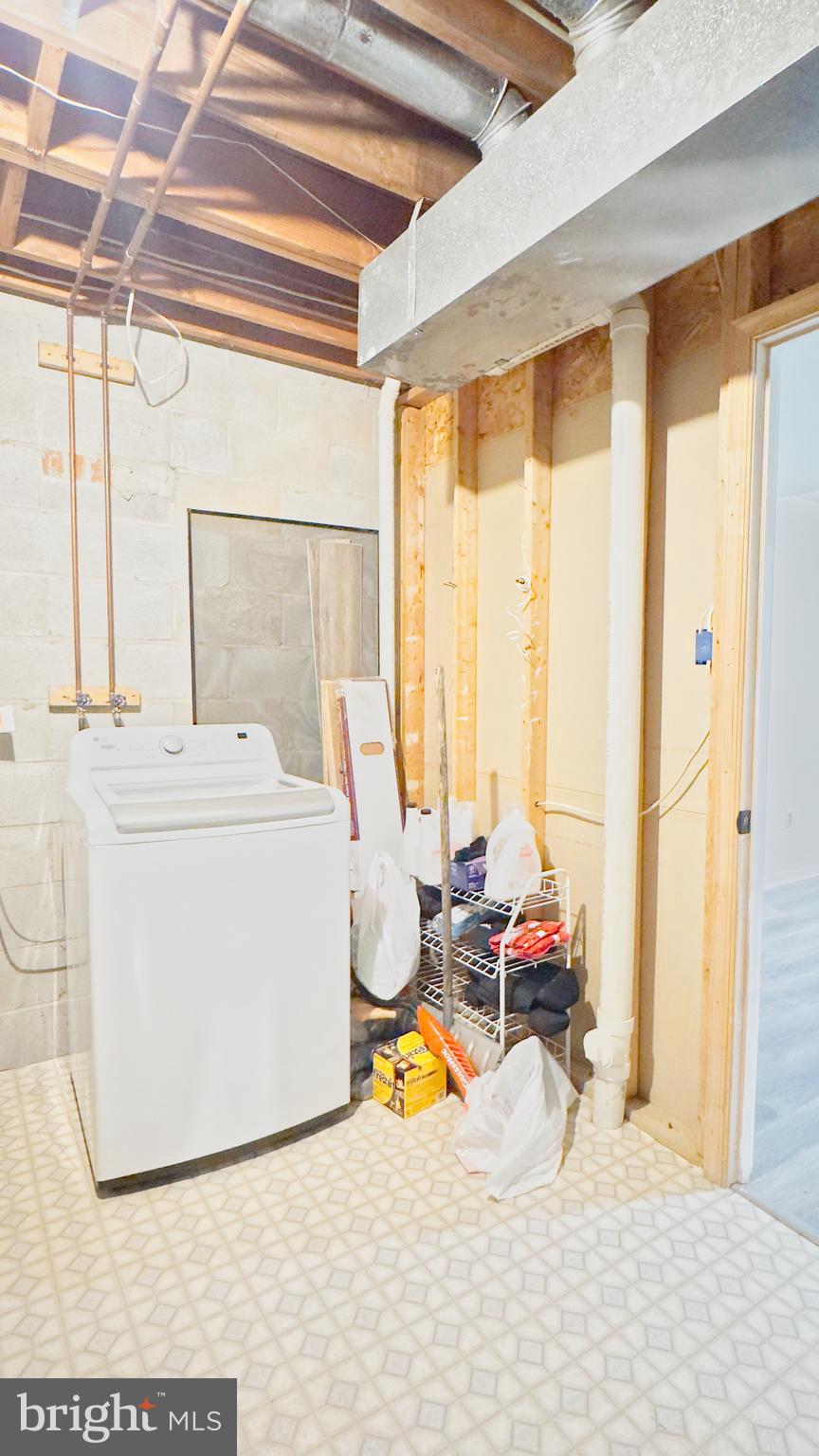 STONEY BEACH - Residential