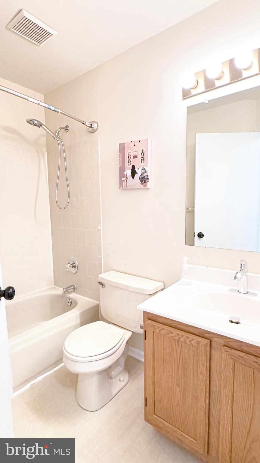 STONEY BEACH - Residential