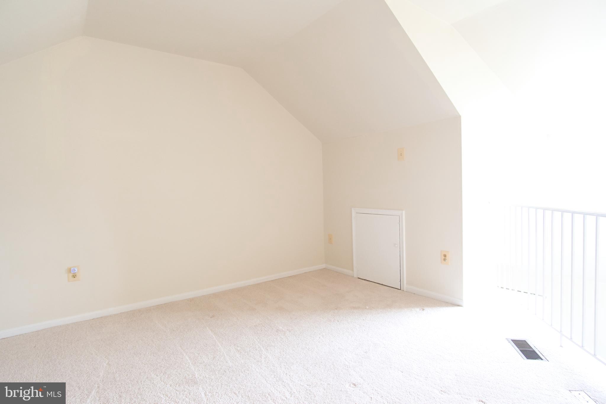 STONEY BEACH - Residential