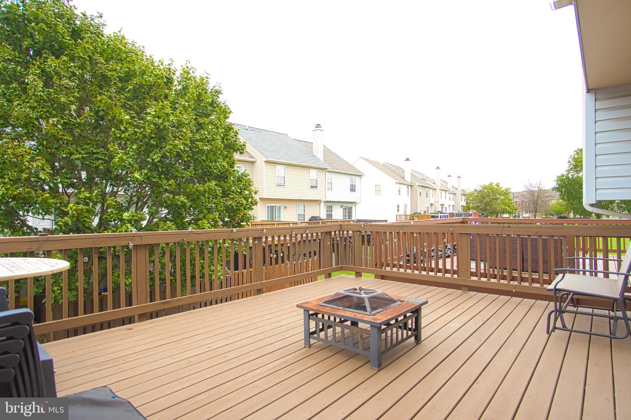 STONEY BEACH - Residential