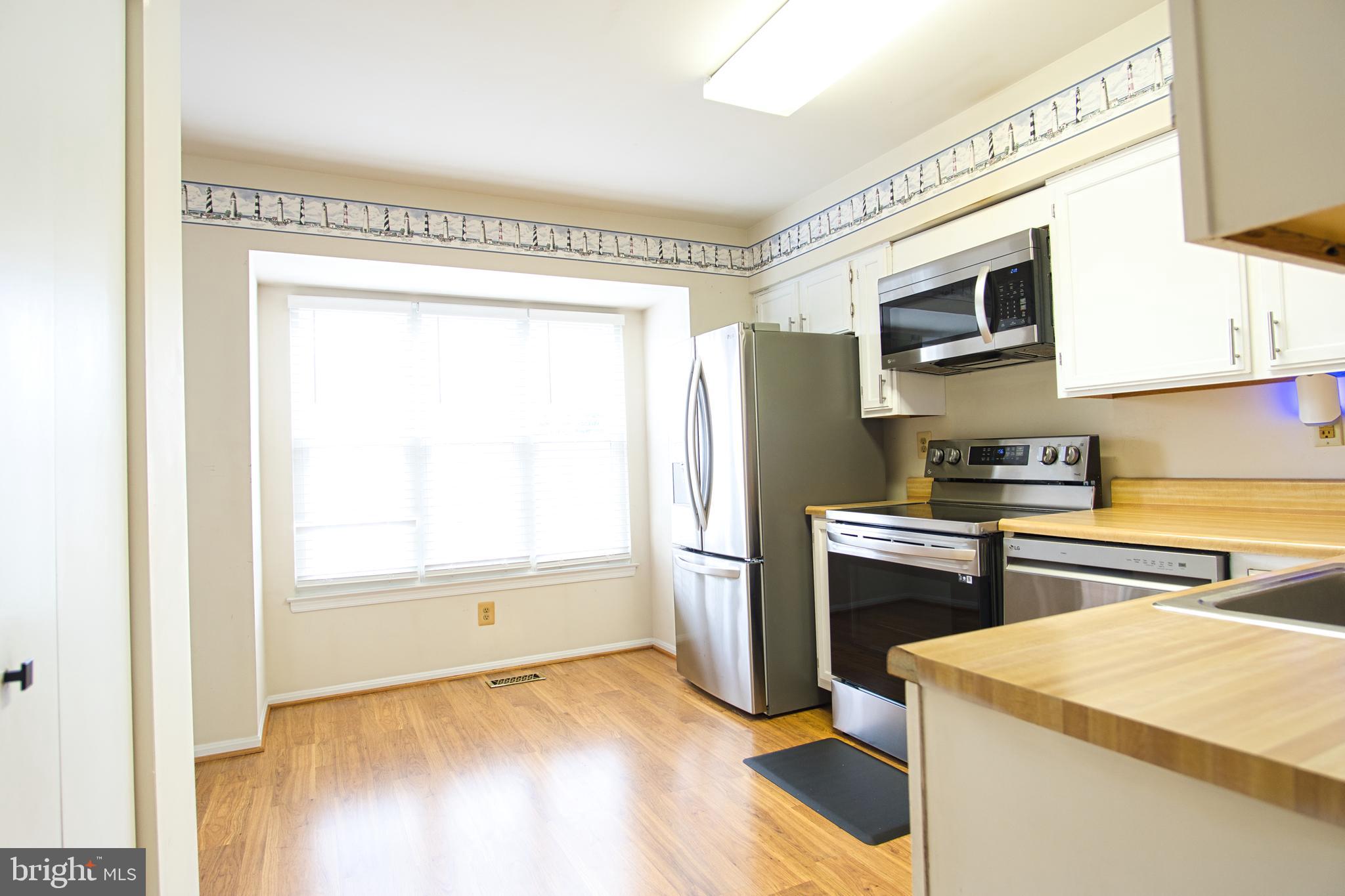 STONEY BEACH - Residential