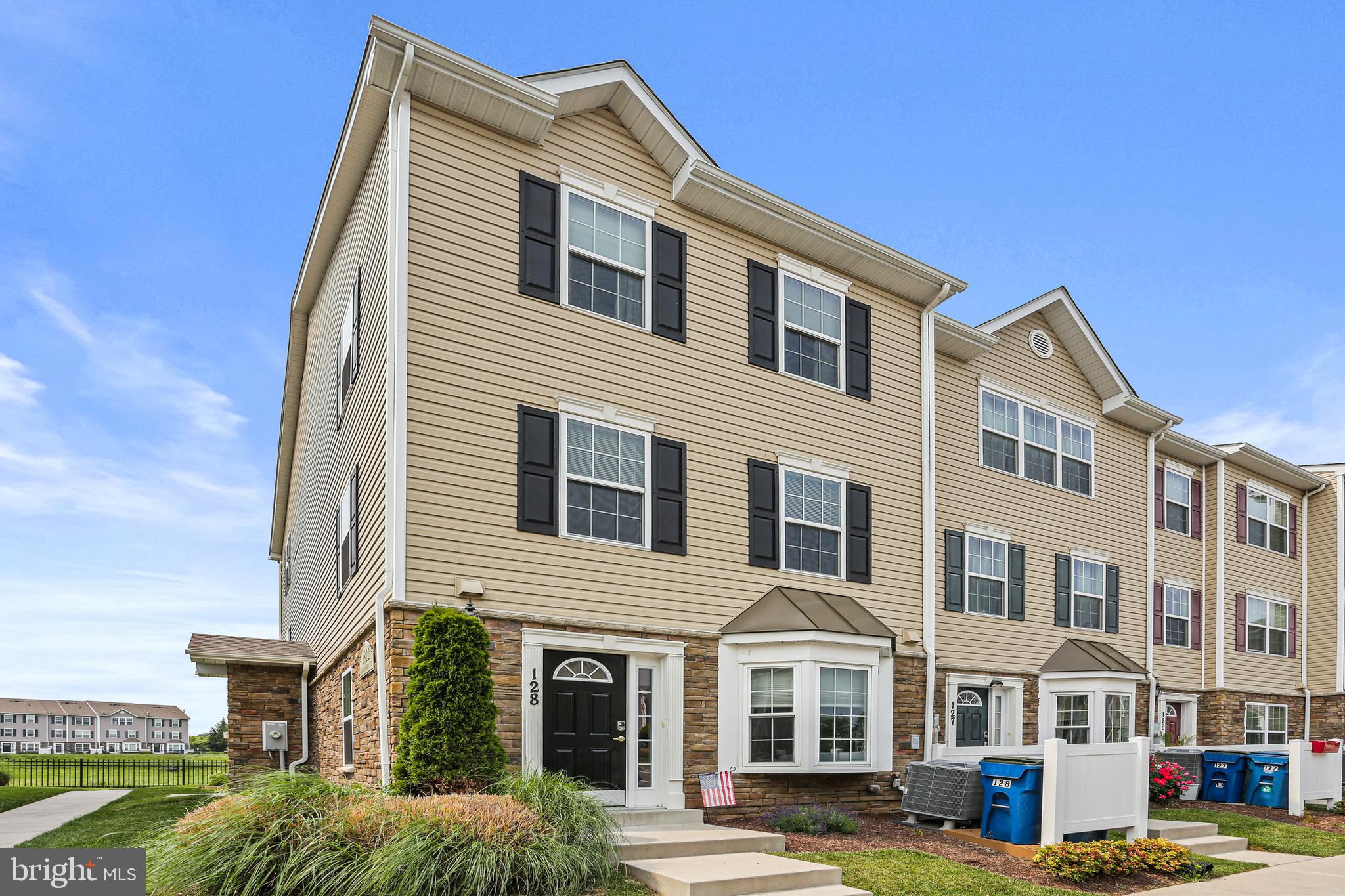 RESERVOIR RIDGE - Residential