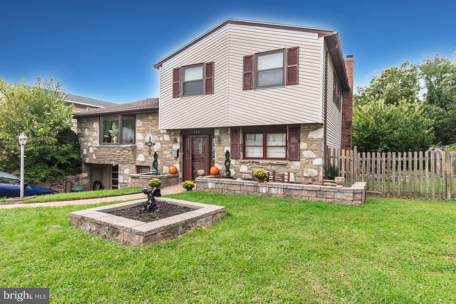 468 PINEWOOD ROAD