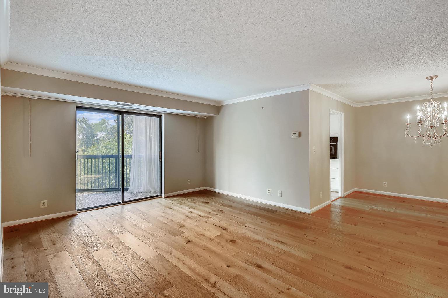 MONTEBELLO - Residential