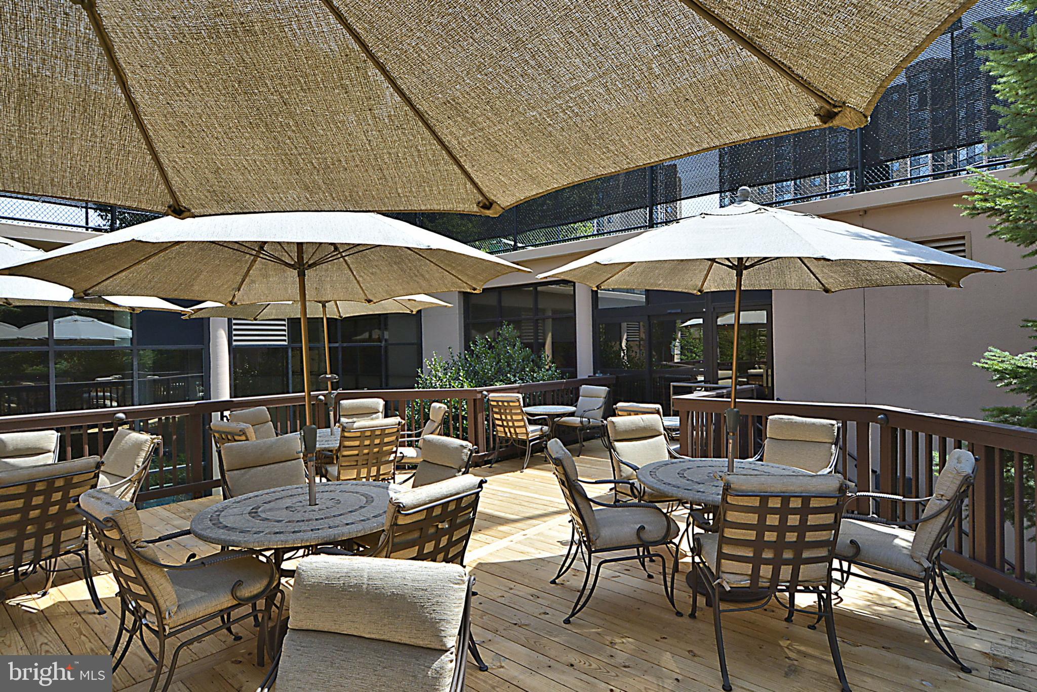 MONTEBELLO - Residential