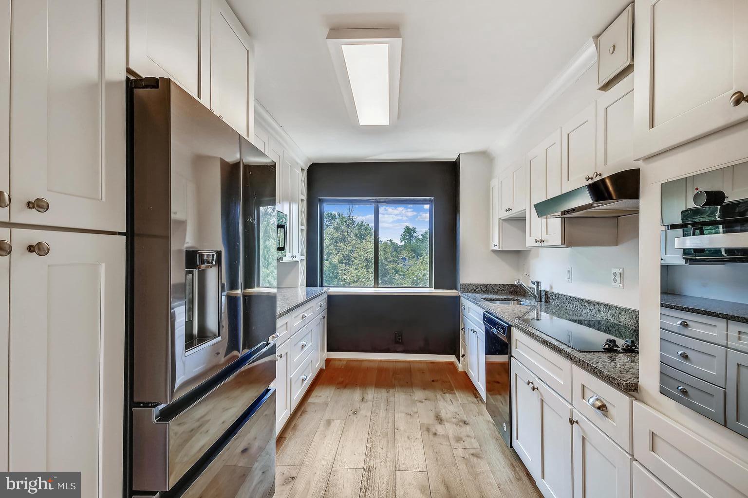 MONTEBELLO - Residential