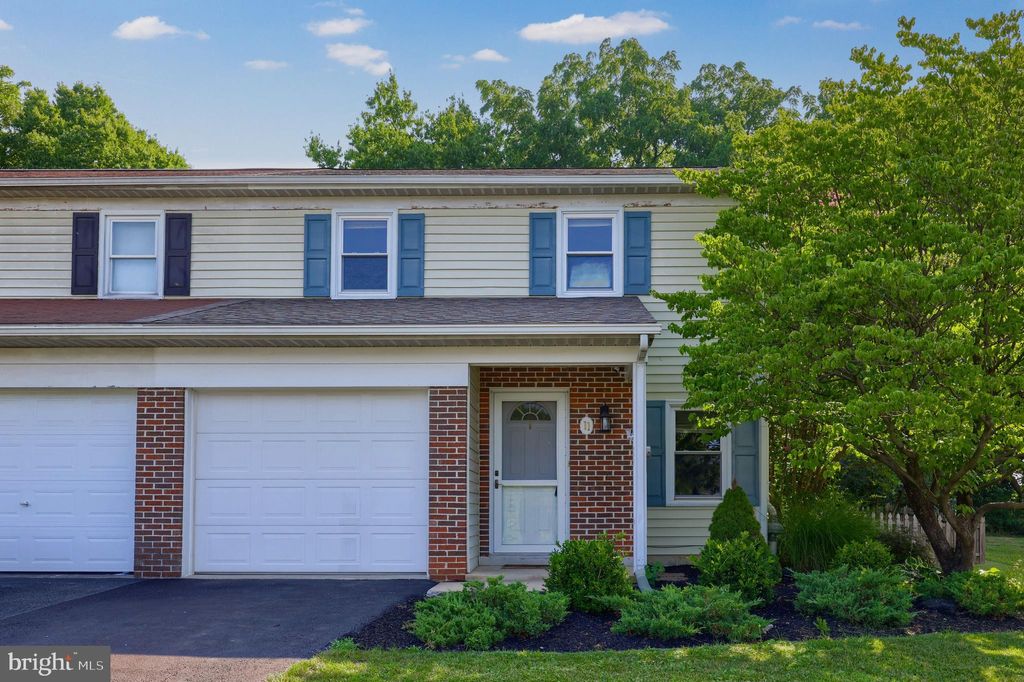 Photo of 11 Branstock Court, Lititz, PA 17543 (MLS # PALA2053398)