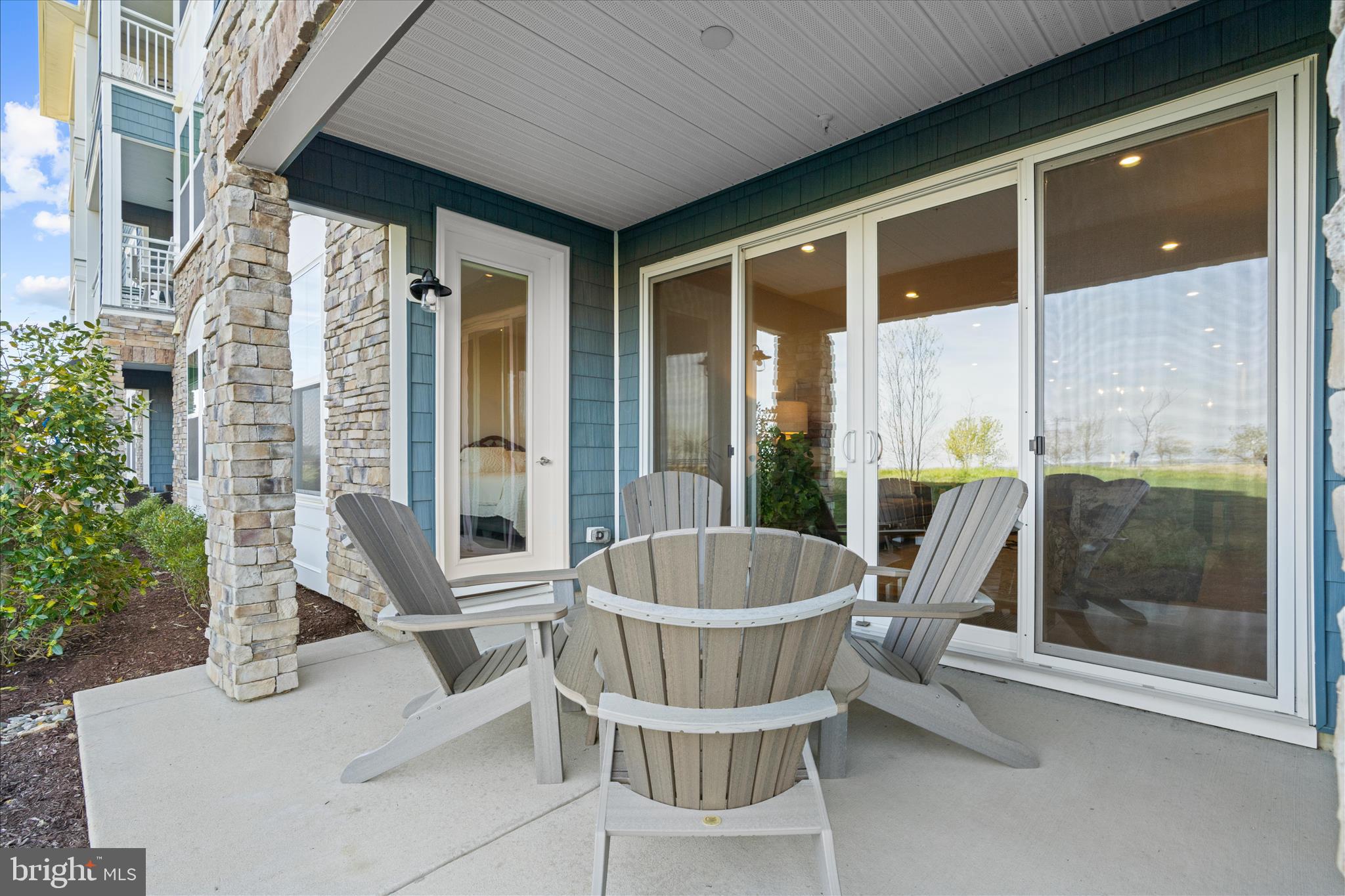 FOUR SEASONS AT KENT ISLAND - Residential