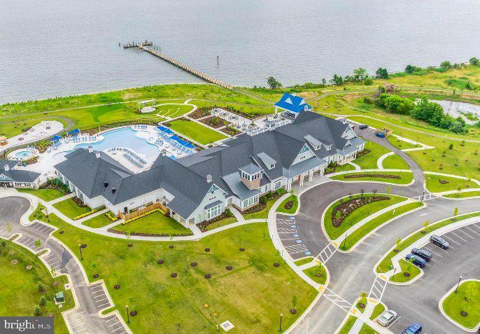 FOUR SEASONS AT KENT ISLAND - Residential