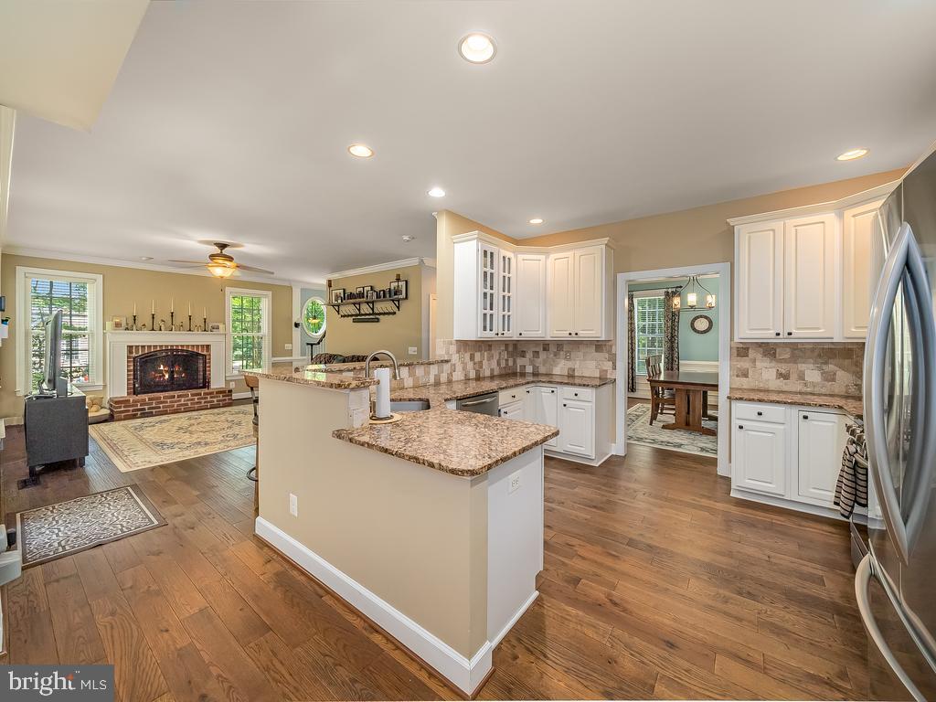 ESTATES OF CHANCELLORSVILLE - Residential