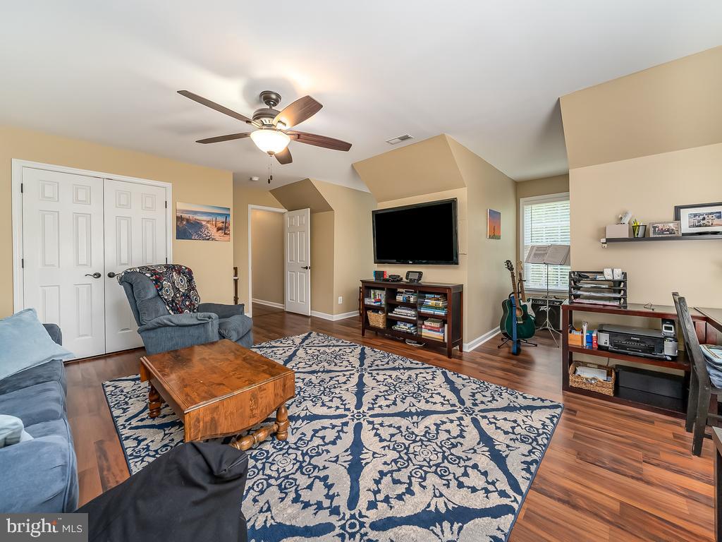 ESTATES OF CHANCELLORSVILLE - Residential