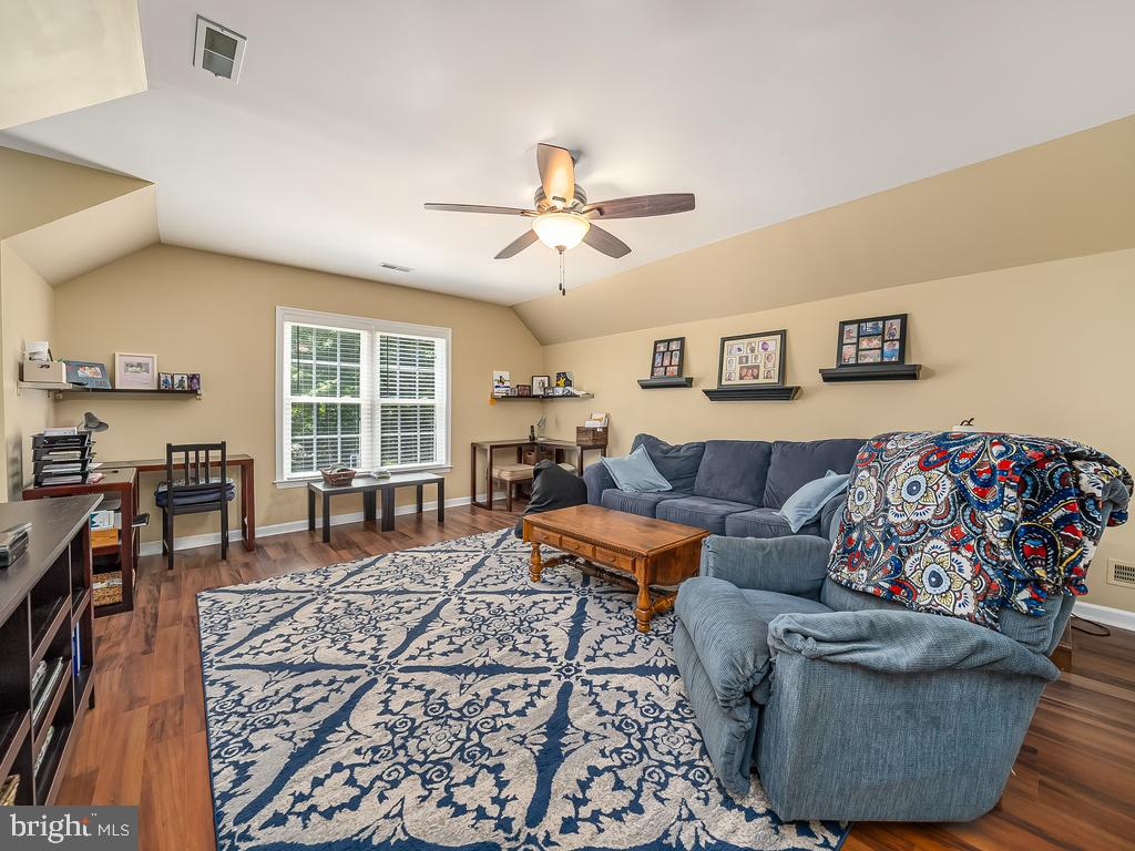 ESTATES OF CHANCELLORSVILLE - Residential