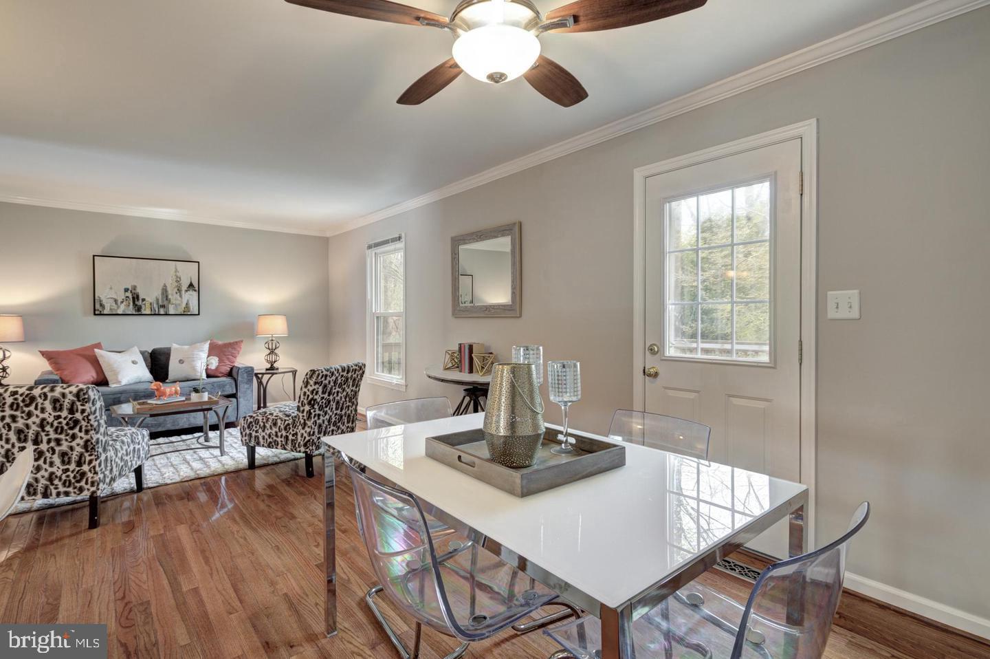 VILLA D ESTE VILLAGE - Residential Lease