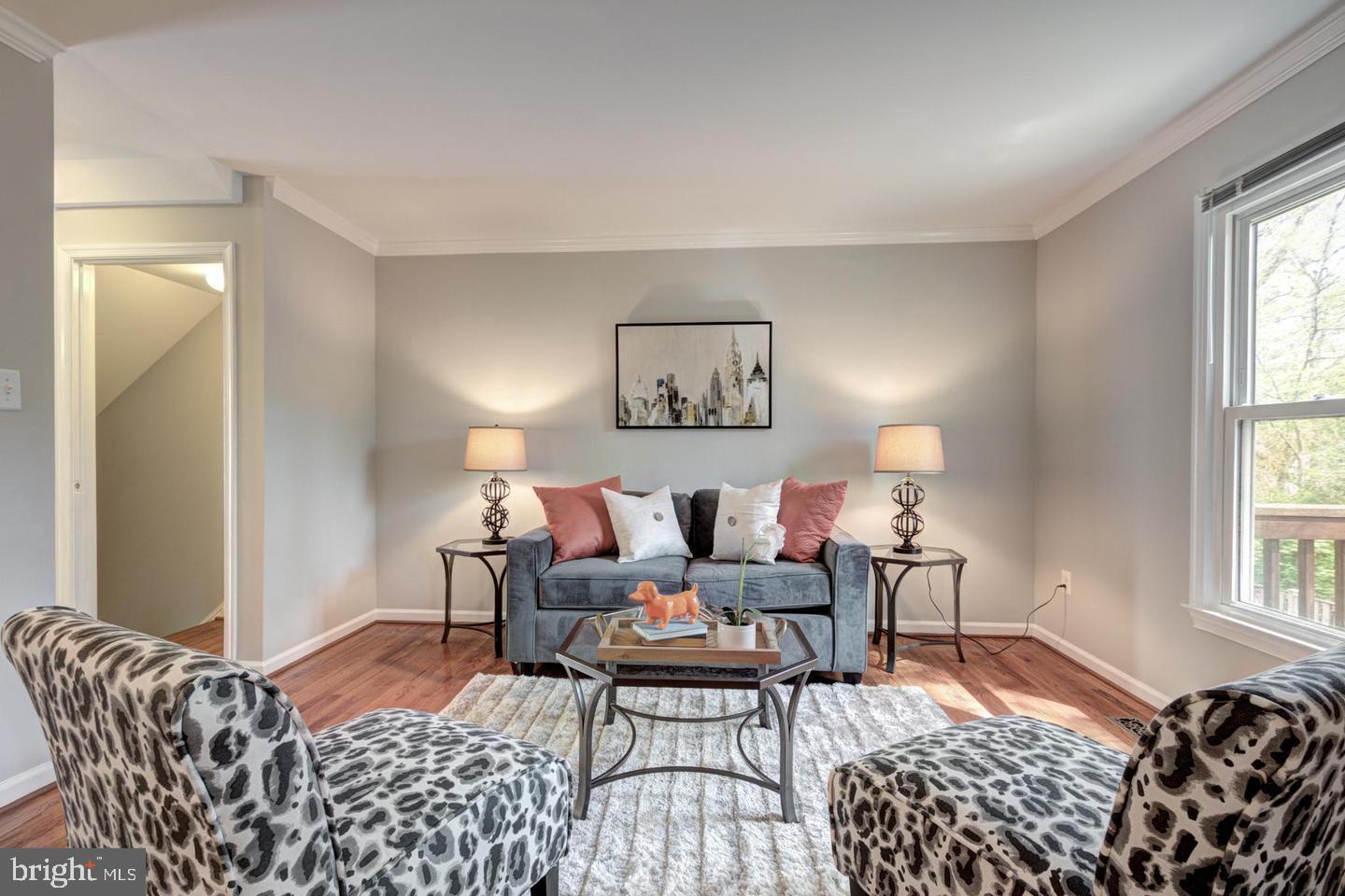 VILLA D ESTE VILLAGE - Residential Lease