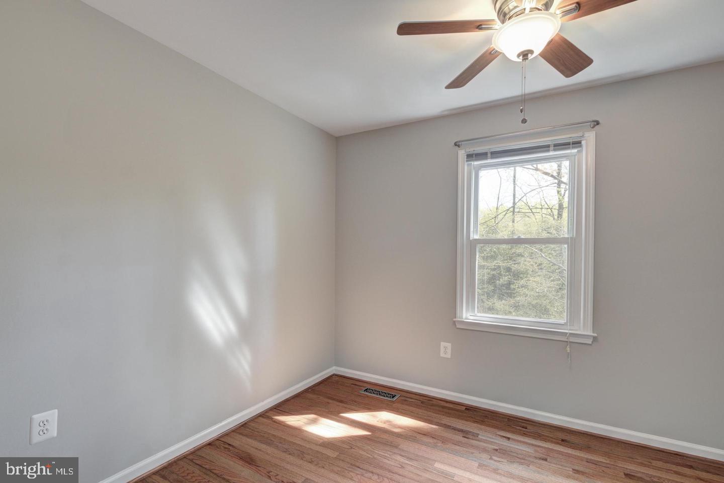 VILLA D ESTE VILLAGE - Residential Lease