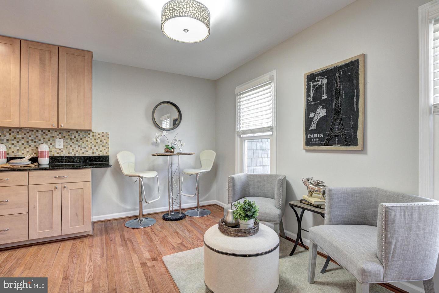 VILLA D ESTE VILLAGE - Residential Lease