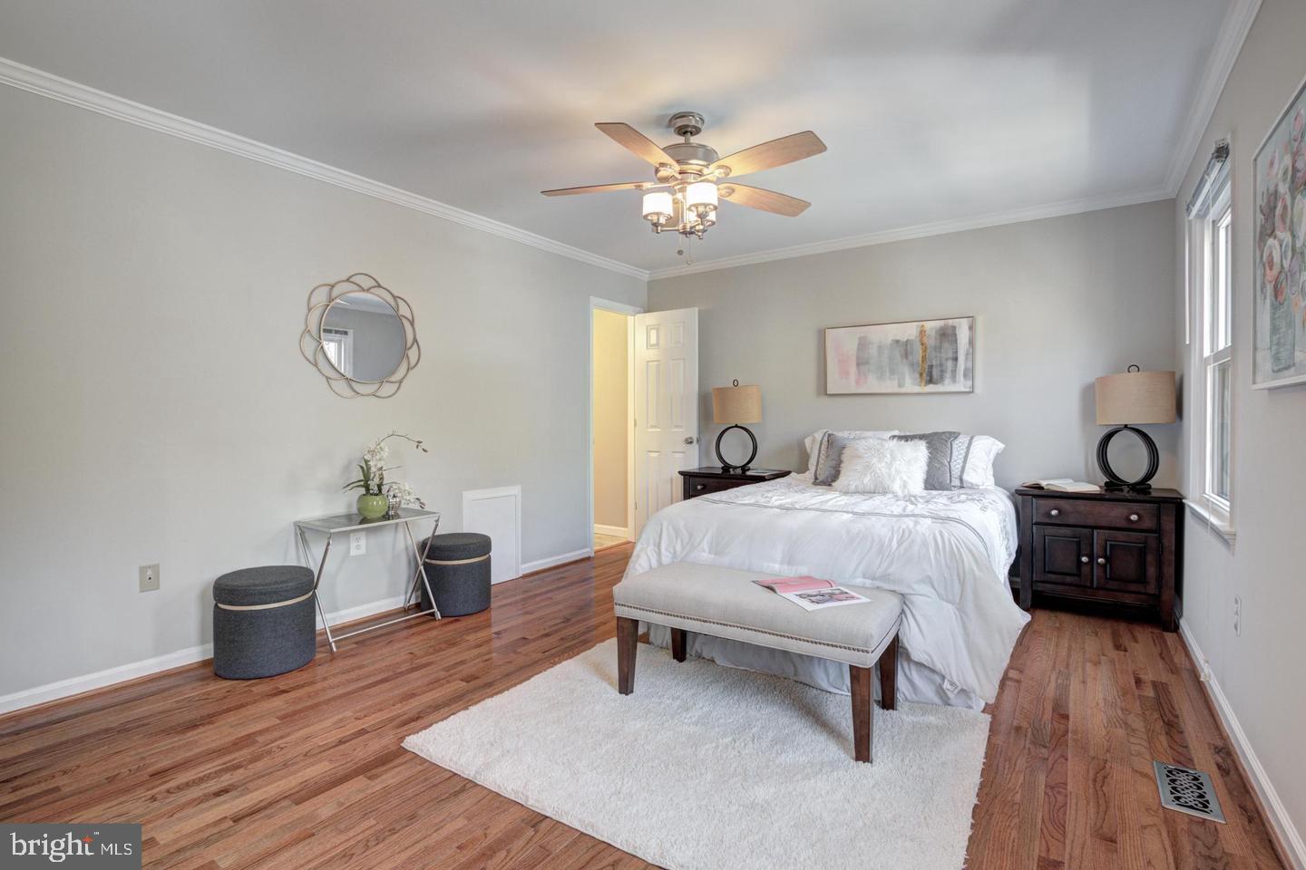 VILLA D ESTE VILLAGE - Residential Lease